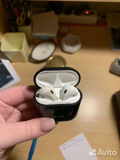 Наушники airpods