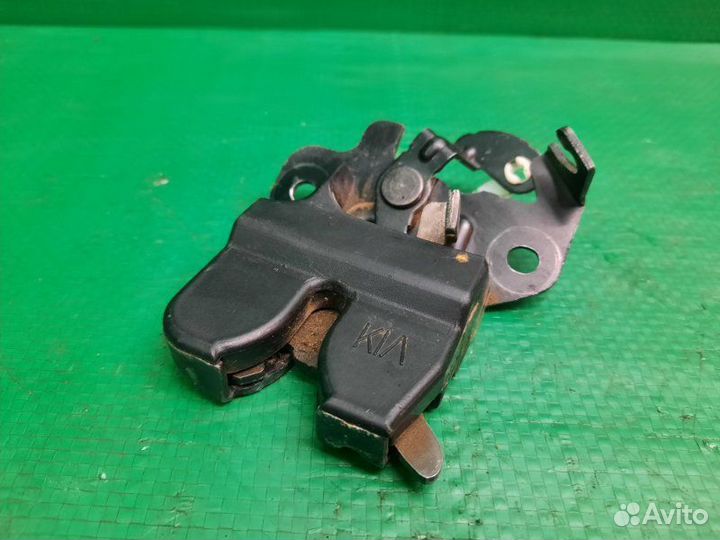 Замок багажника Kia Spectra седан S6D 2008