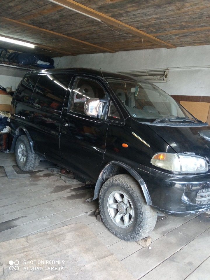 Mitsubishi Delica: фото владельца