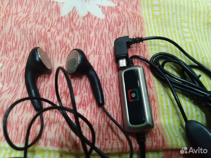 Наушники-гарнитура Alcatel, Samsung, Sony Ericsson