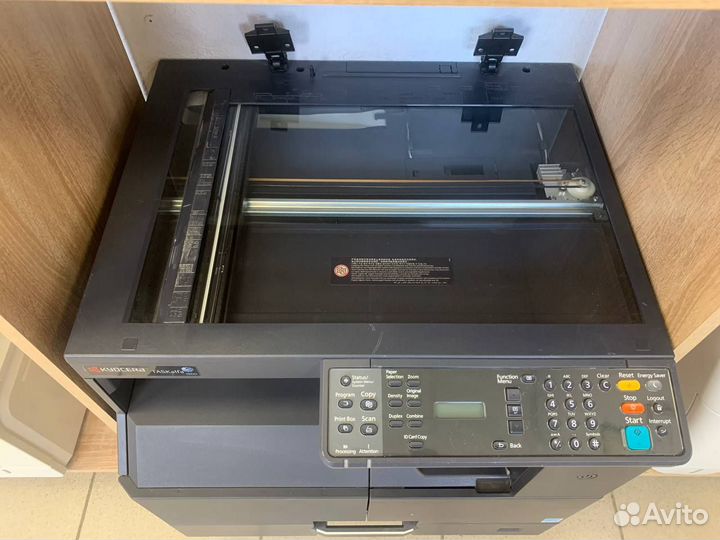 Мфу Kyocera taskalfa 1800