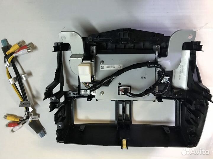 Дисплей Toyota 83290-60290