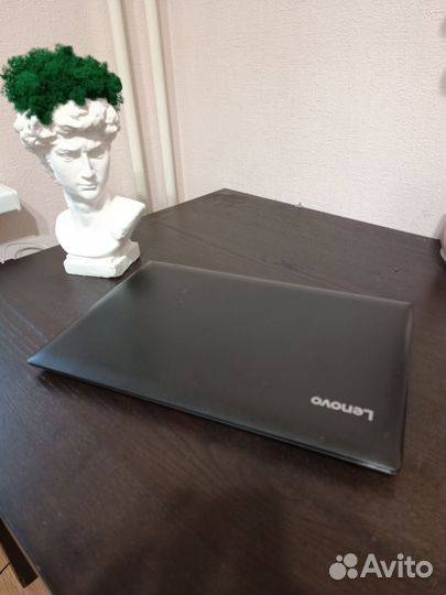 Lenovo 330-17ich 17,3FHD/i5/8gb/SSD/Gtx 1050 4gb