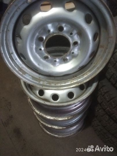 Диски Нива R 15