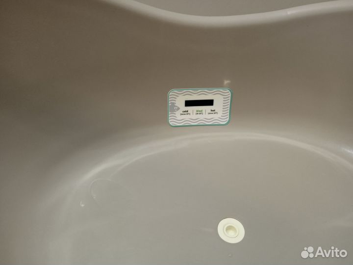 Пеленальный столик с ванночкой