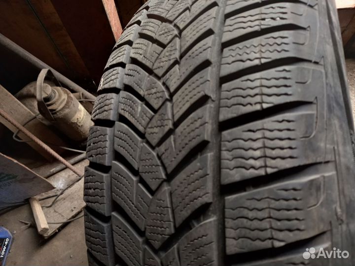 Колёса на Туарег r17 с зимней резиной