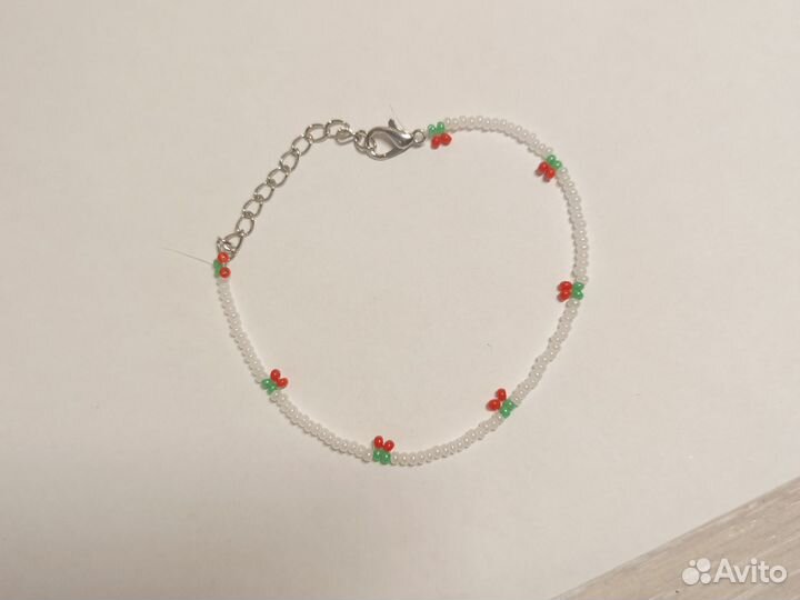 Браслет из бисера