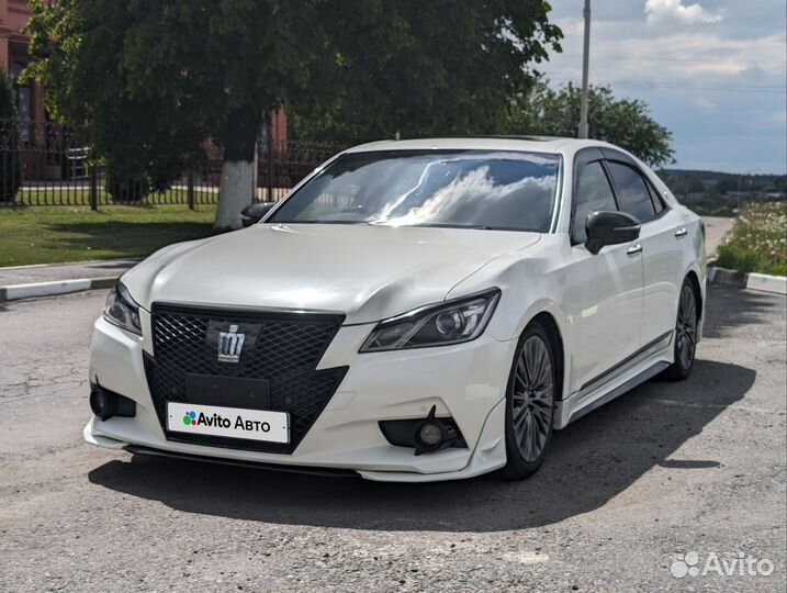 Toyota Crown 2.5 CVT, 2015, 150 000 км