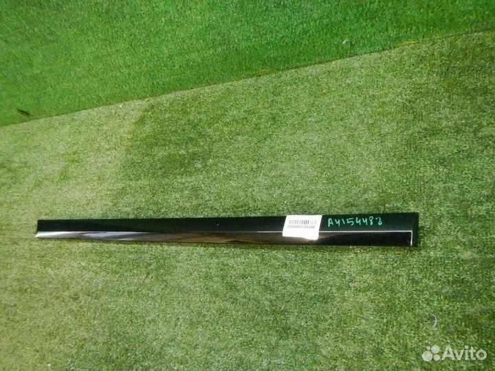 Накладка двери задняя правая BMW X7 G07 (2018-н.в