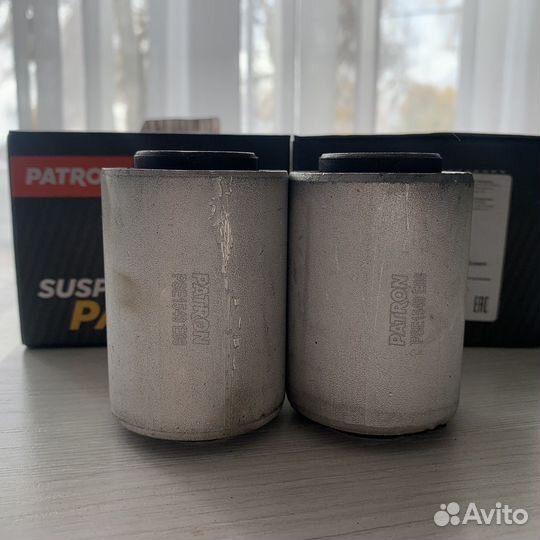 Сайлентблок балки Mercedes W220(все) 98/W211(все)