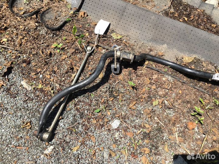 Стабилизатор передний Toyota Ractis NCP100