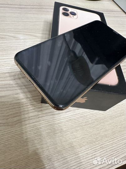 iPhone 11 pro max 64gb Gold