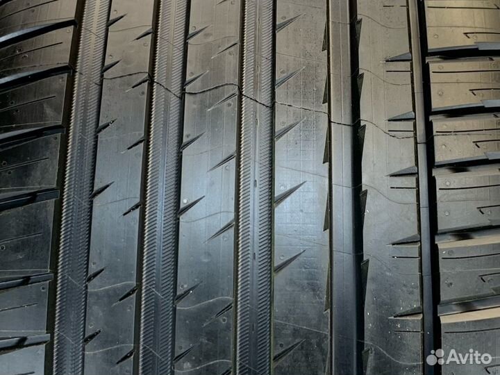 Michelin Pilot Sport PS4 SUV 245/40 R20 99Y