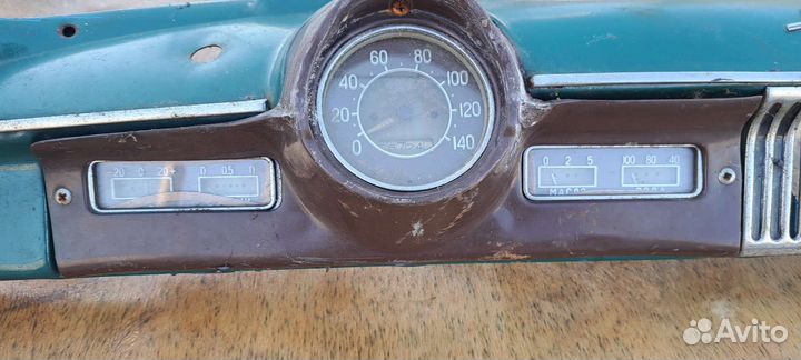 Приборная панель Москвич 407