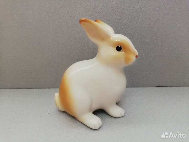 Фарфор кролик фигурка