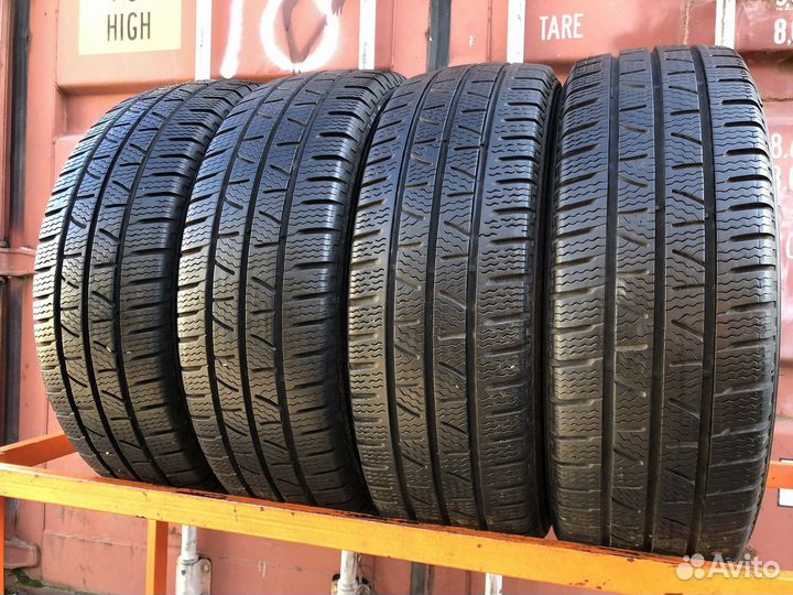 Pirelli Carrier Winter 215/65 R16C