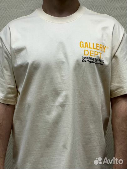 Футболка Gallery Dept