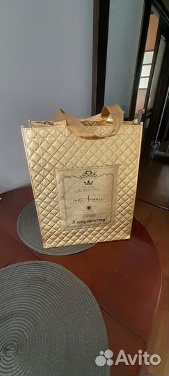 Пакет подарочный золотистый