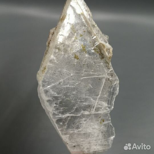 Кристалл гипса для коллекции