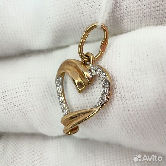 Золотая подвеска с фианитом