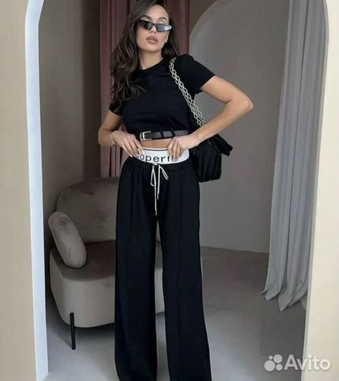 Костюм женский