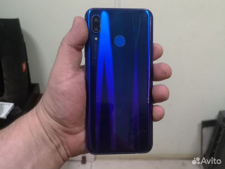 HUAWEI Nova 3, 4/128 ГБ