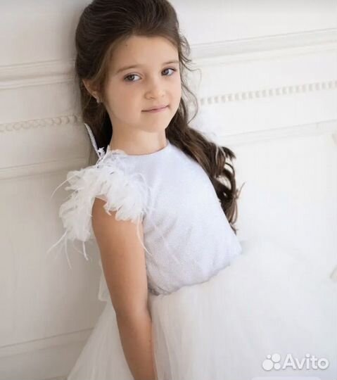 Платье нарядное пышное