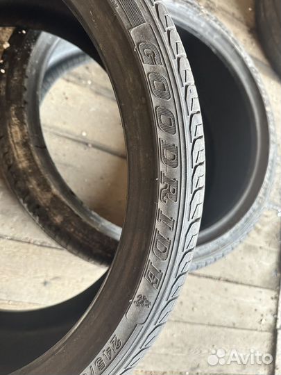 Goodride CB 972 245/35 R20