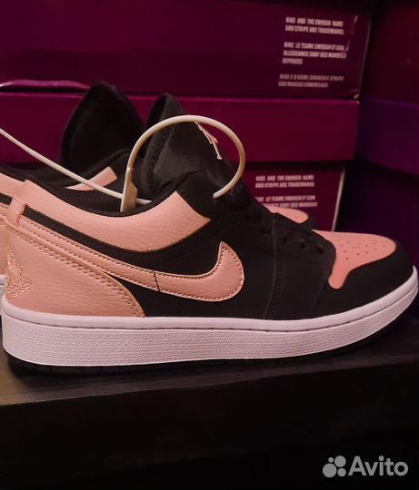 Air jordan 1 low crimson tint