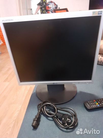 Монитор LG flatron