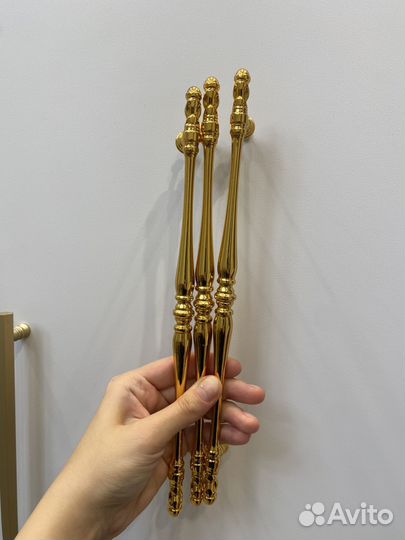 Ручки для шкафа