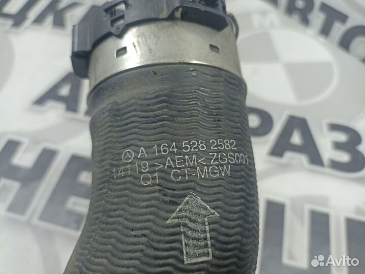 Патрубок интеркулера правый Mercedes W164