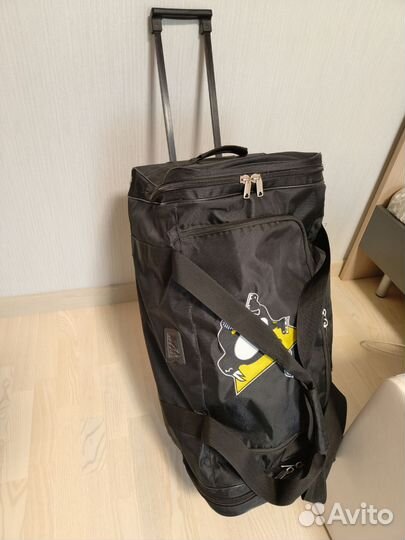 Хоккейный баул на колесах детский