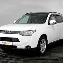 Mitsubishi Outlander 2.4 CVT, 2012, 199 002 км, с пробегом, цена 1 350 000 руб.