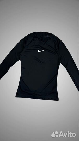 Лонгслив Nike