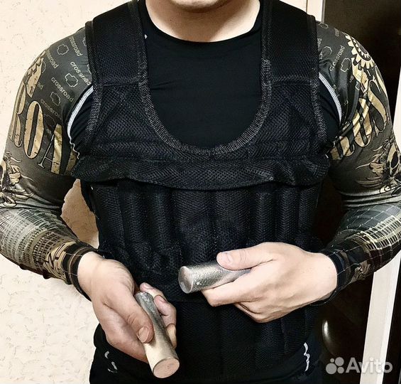 Тренировочный жилет с утяжелителями в наличии