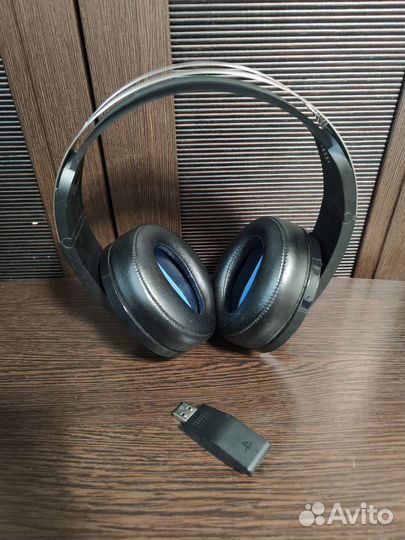 Наушники Sony Platinum Wireless Headset 7.1