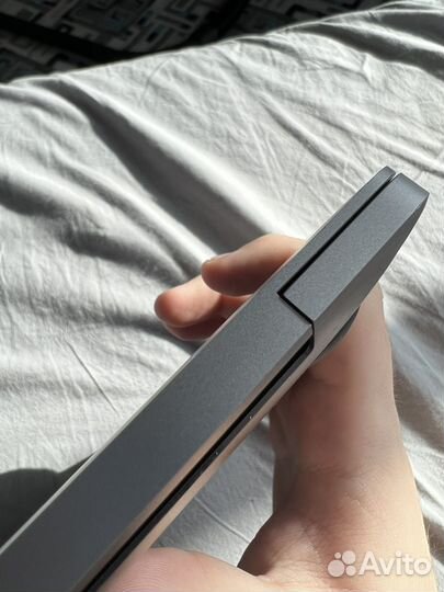 MacBook Pro 13 2020 m1 8/256