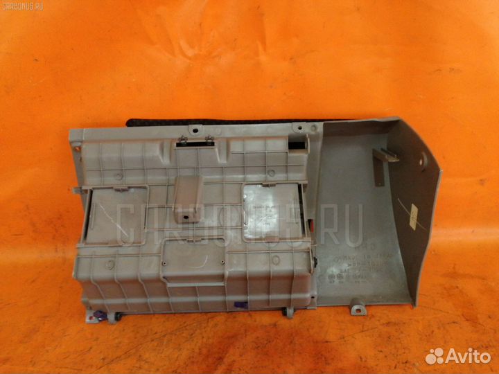 Бардачок Subaru Forester SF5