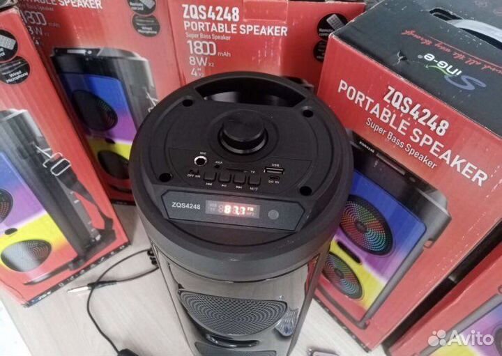 Большая колонка с микрофоом