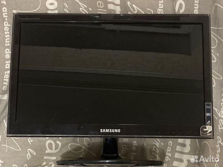 Монитор Samsung syncmaster P2250