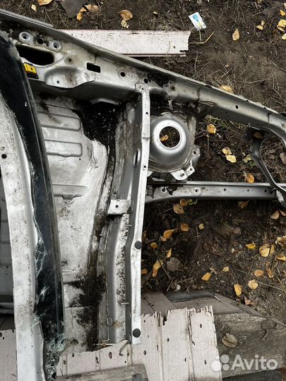 Четверть передняя левая Chevrolet Lacetti седан