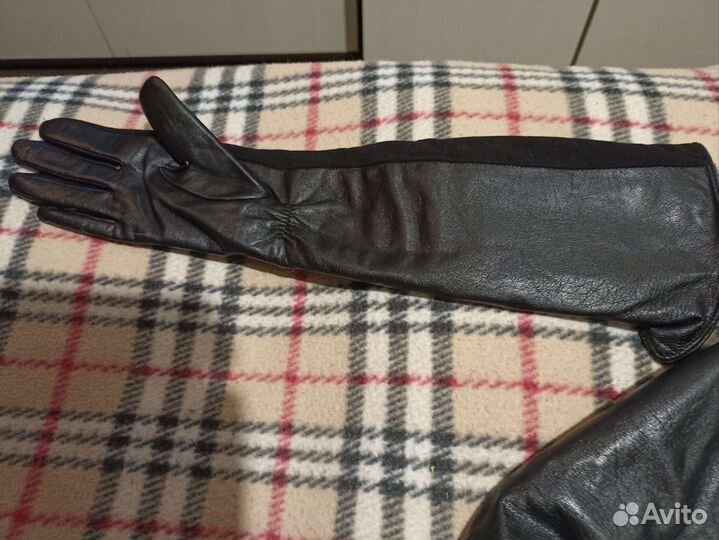 Перчатки