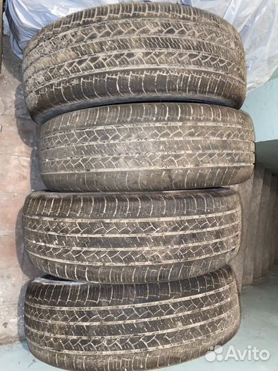 Tri Ace Prada 235/60 R18 107