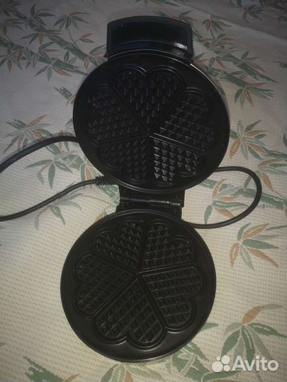 Вафельница для приготовления бельгийский гофр