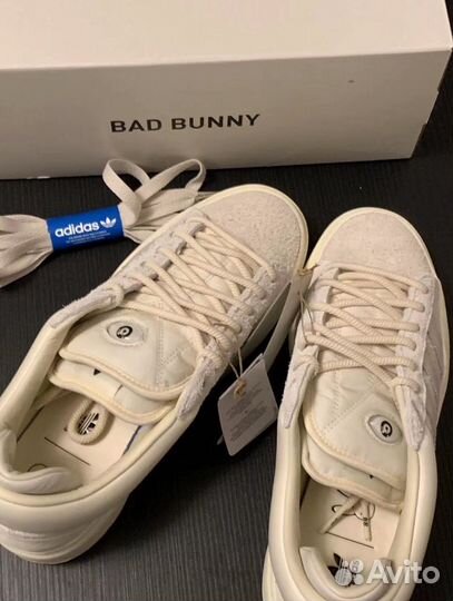 Кроссовки Adidas Campus Bad Bunny молочные