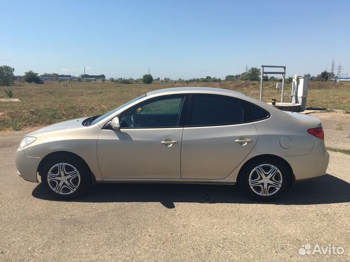 Hyundai Elantra 1.6 AT, 2010, 155 239 км