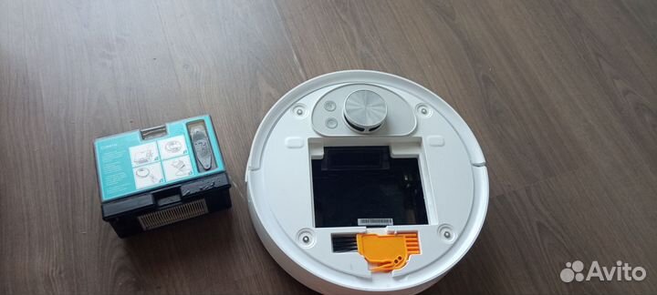 Робот пылесос