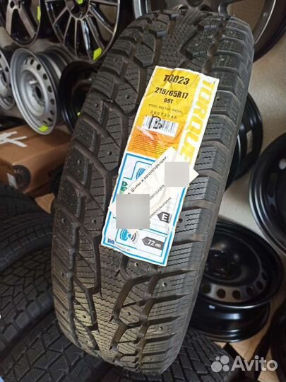 Torque TQ023 215/65 R17