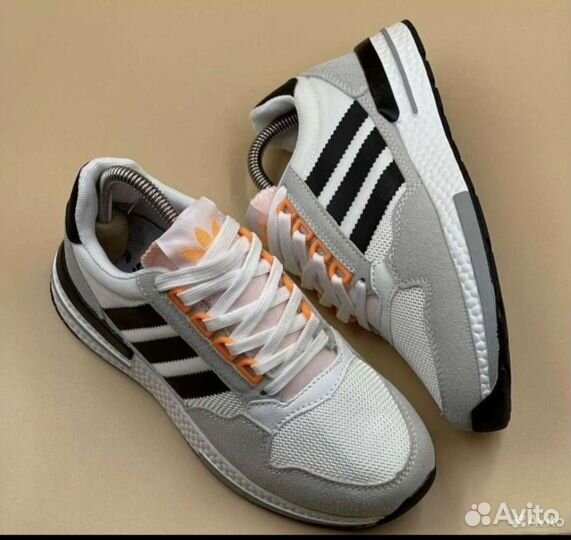 Кроссовки женские 37 размер